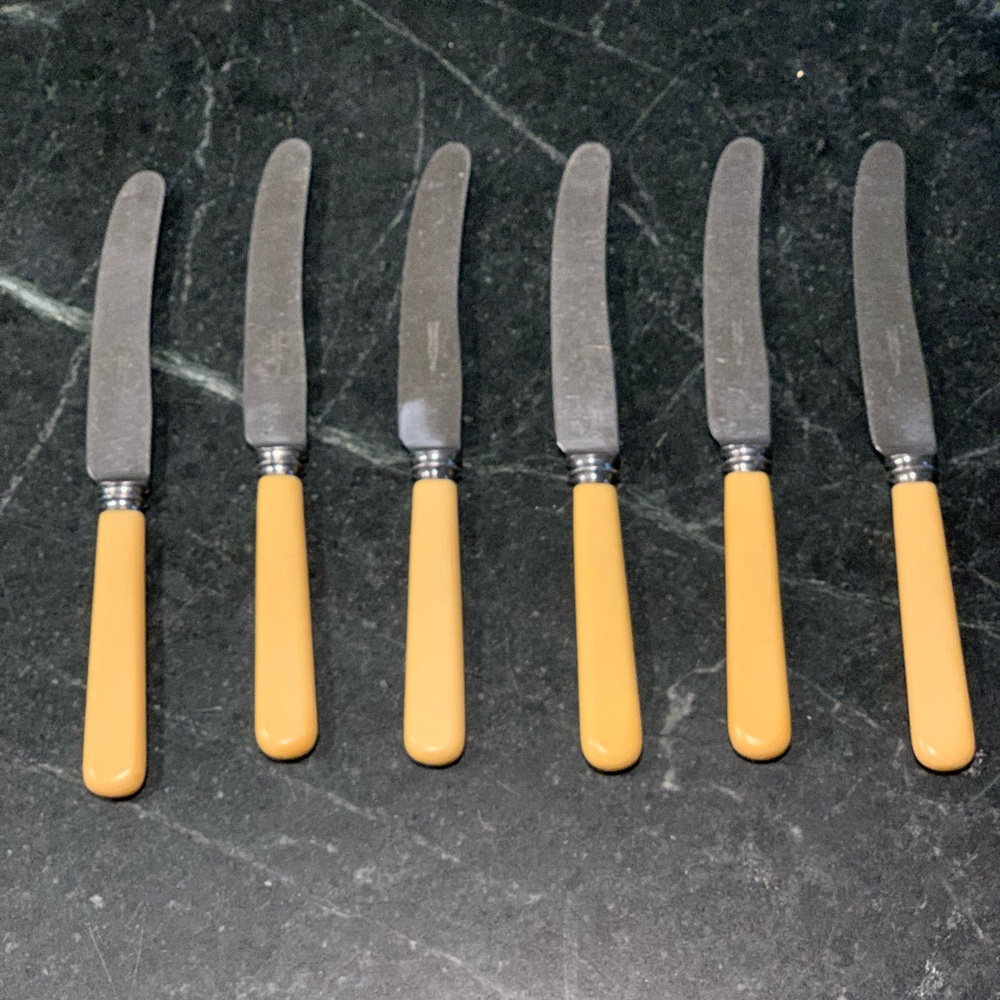 SHEFFIELD | Set of 6 | Vintage Bakelite Butter Knives
